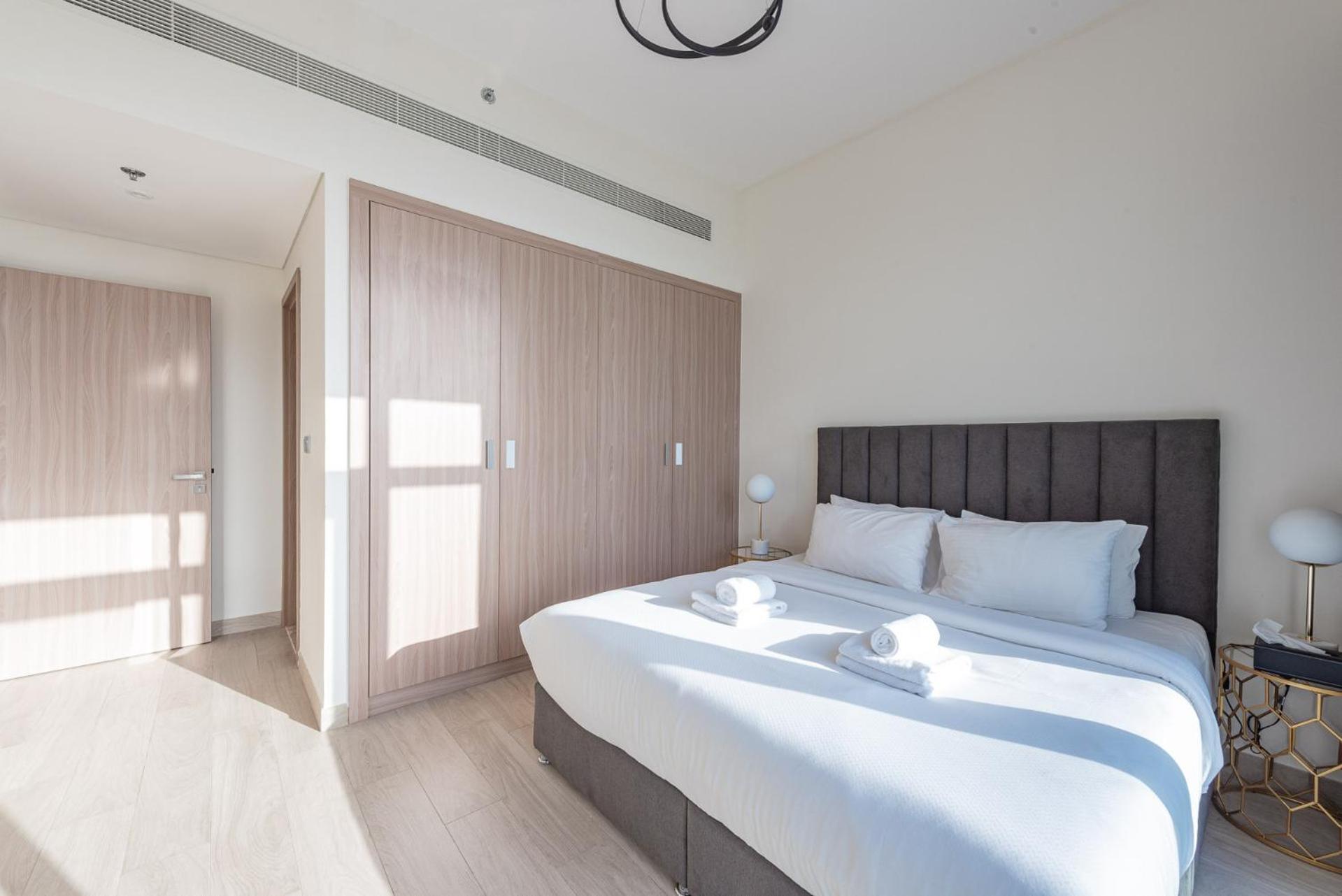 شقة Cozy & Convenient 1Br Haven In Al Jaddaf دبي المظهر الخارجي الصورة