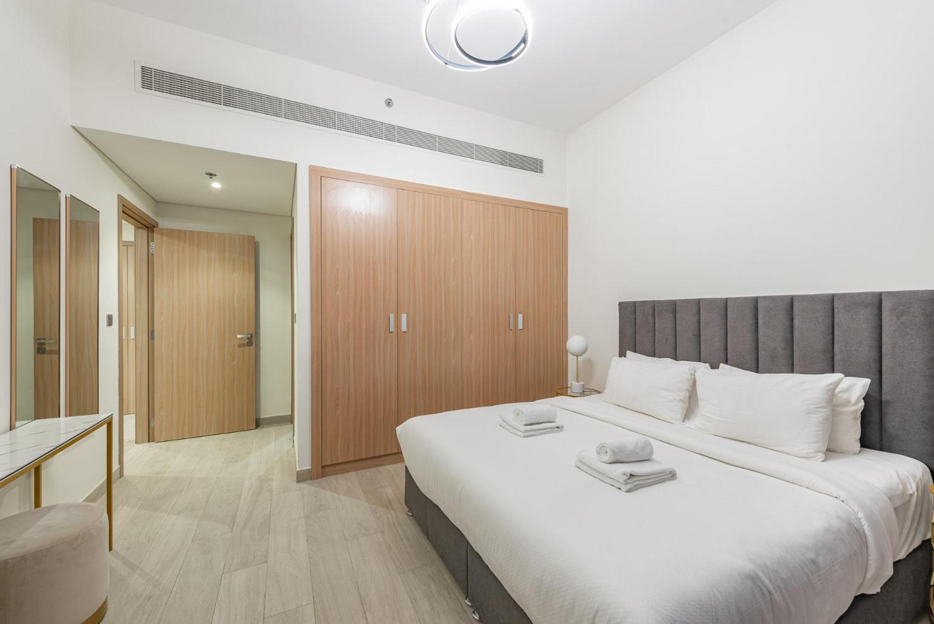 شقة Cozy & Convenient 1Br Haven In Al Jaddaf دبي المظهر الخارجي الصورة